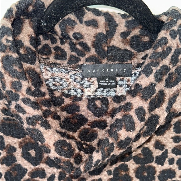 Sanctuary Leopard Print Scooped Sweater - Picture 3 of 9